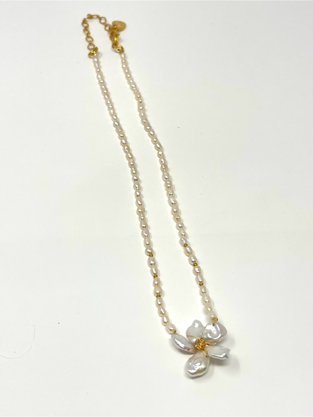 New Anthropologie x Nakamol Coastal Pearl Flower Necklace Gold